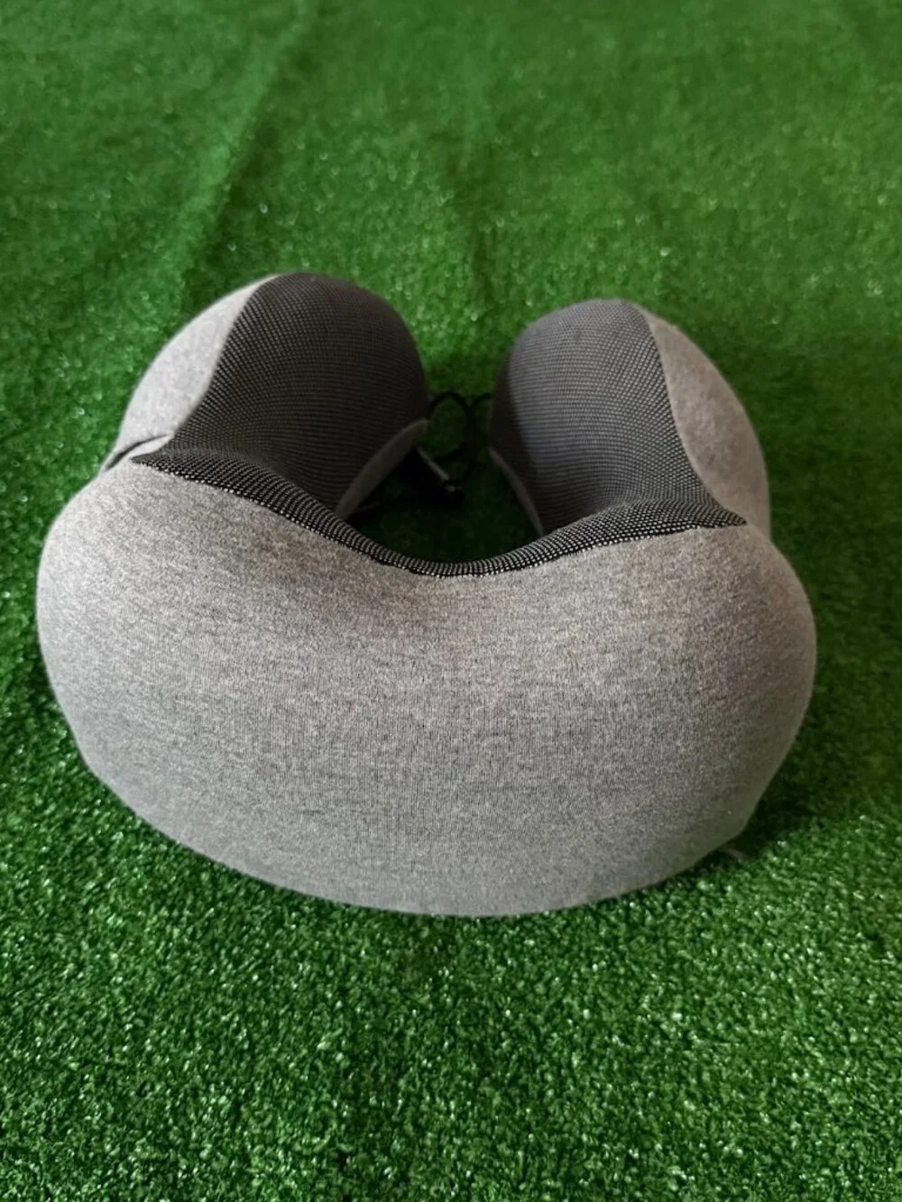 Travelon Contoured Memory Foam Neck Pillow Charcoal Gray Plush Cover Travel